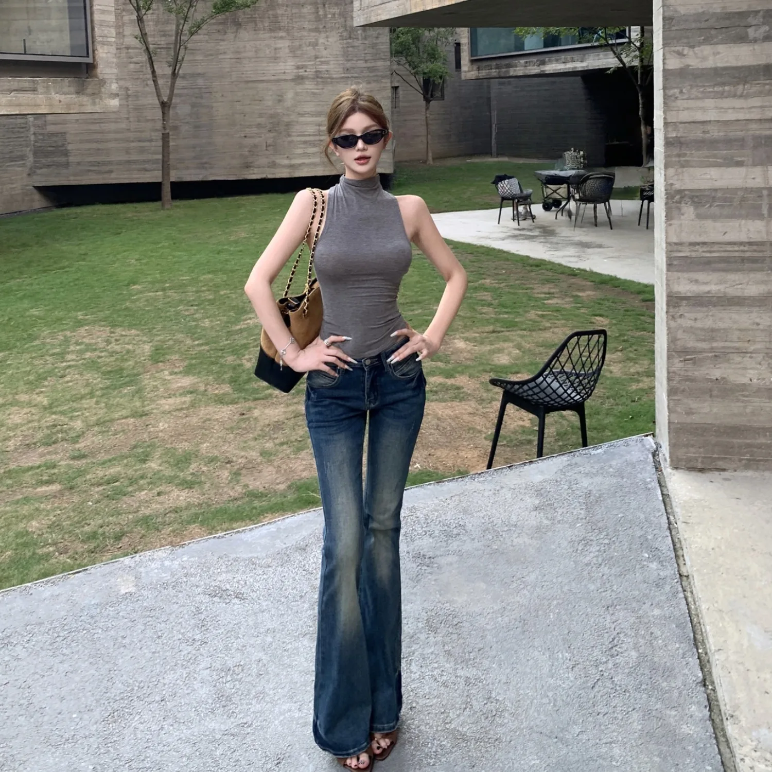 Slim Fit Half High Collar Vest Top Low Waist Jeans Bell Bottom Pants Retro Style Sleeveless Fashionable Autumn 2026 Ladies Wear
