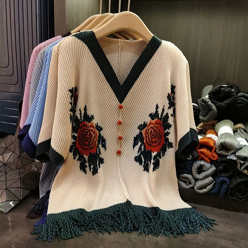 

Miyake плиссированная футболка в стиле ретро с чешуей дракона, плиссированная футболка с v-образным вырезом и складками, женская летняя элегантная плиссированная футболка с кисточками по подолу