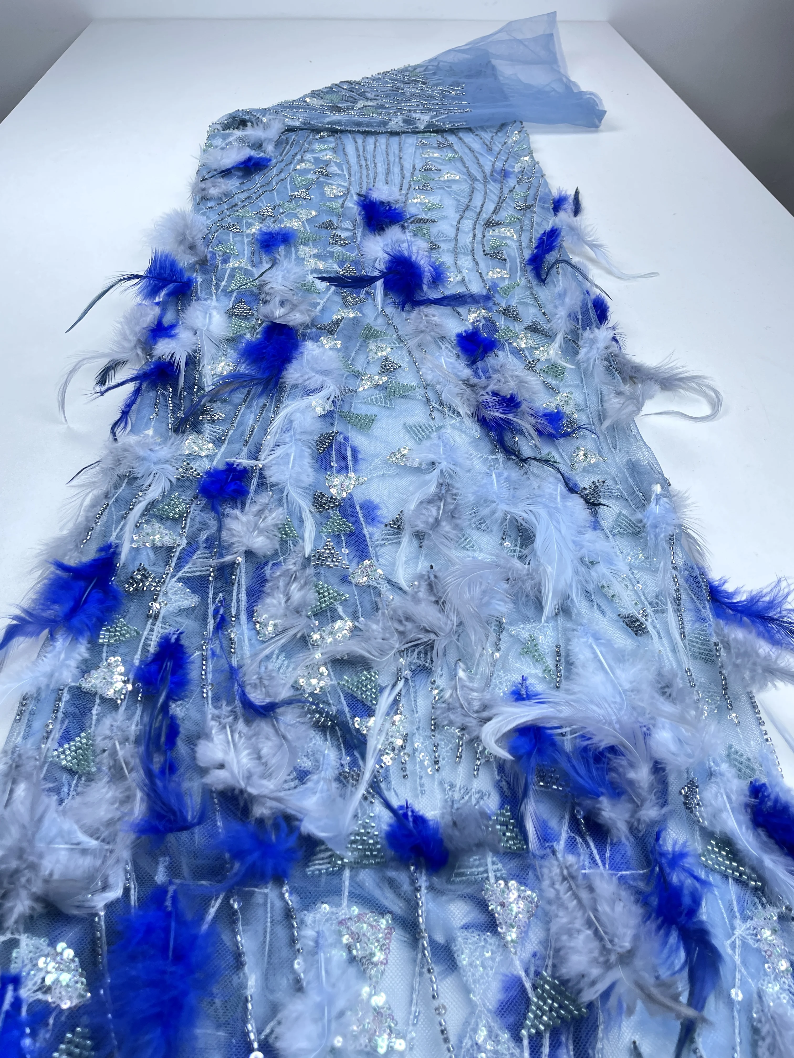 Luxury African Sequins Beaded Lace Fabric High Quality Lace French 3D Feather Lace Fabric Nigerian Lace Fabrics Party HY9025