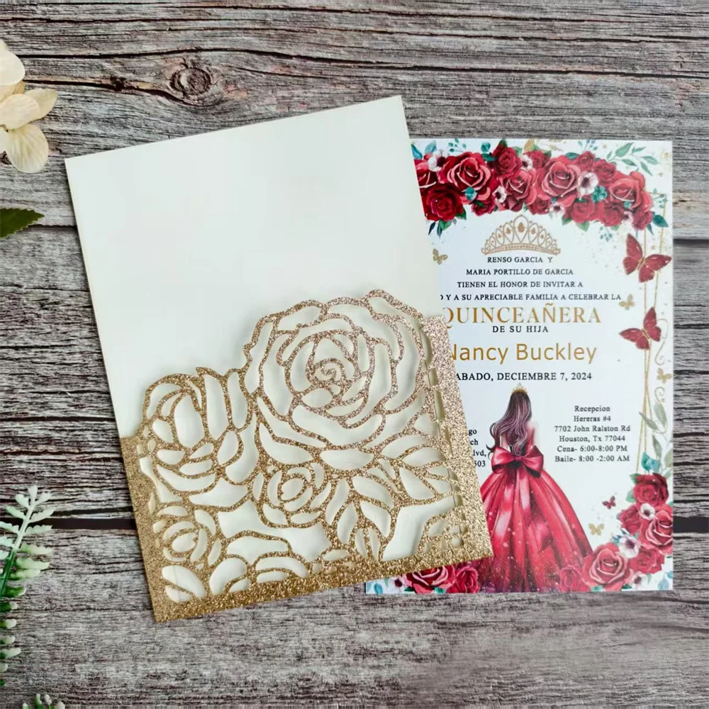 

Карманный конверт для свадебного приглашения в виде розы, лазерная резка, индивидуальный дизайн, праздничные поздравительные открытки, 50 комплектов