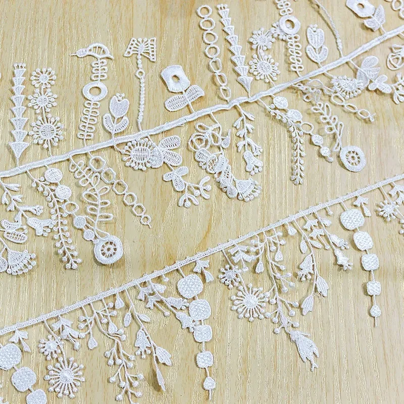 

3Yard DIY Water-Soluble Lace Trim with Tassel Handmade Flowers & Leaves Design for Necklace Pendant Curtain Wedding Dress Clothe
