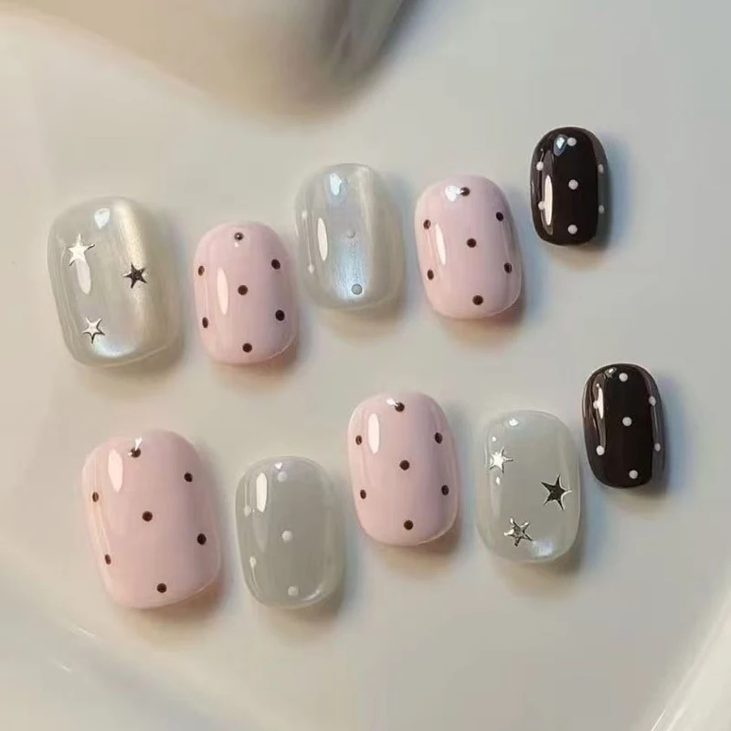 10 Stück Kurze Ovale Form Bunte Dopamin-inspirierte Frische Aufklebenägel Abnehmbare Nagel-Patches Gepunktete Künstliche Nägel Nagelkunst