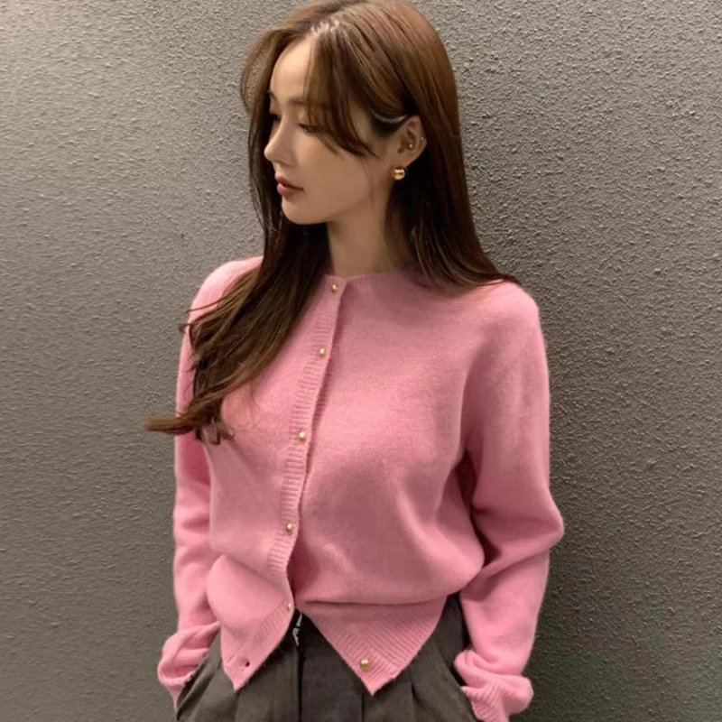 

South Korea Chic Autumn and Winter New Elegant All-Match Round Neck Metal Single-Breasted Loose Long Sleeve Solid Knit Top Q472