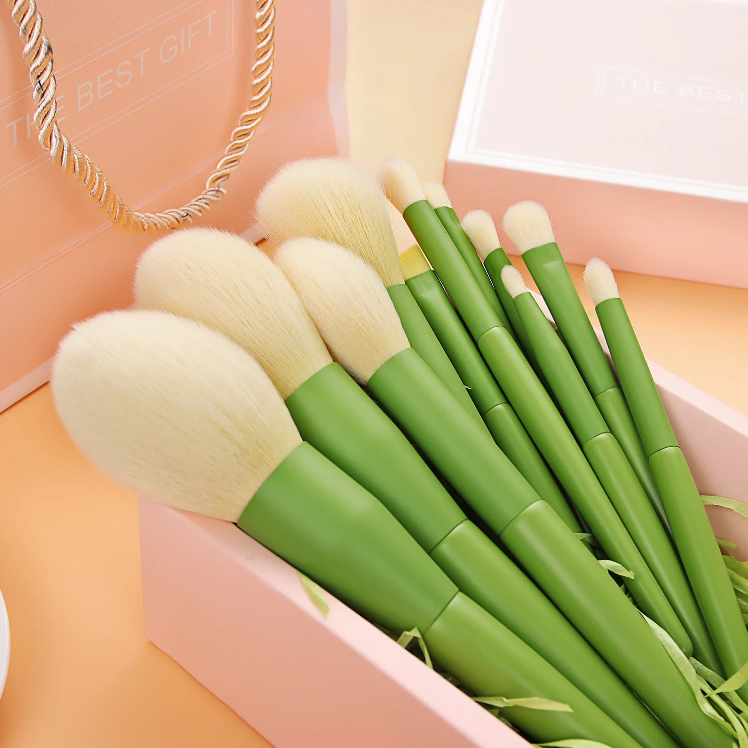 11Pcs Green Handle Makeup Brushes Soft Bristle For Powder Blush Foundation Eyeshadow Cosmetic Tools