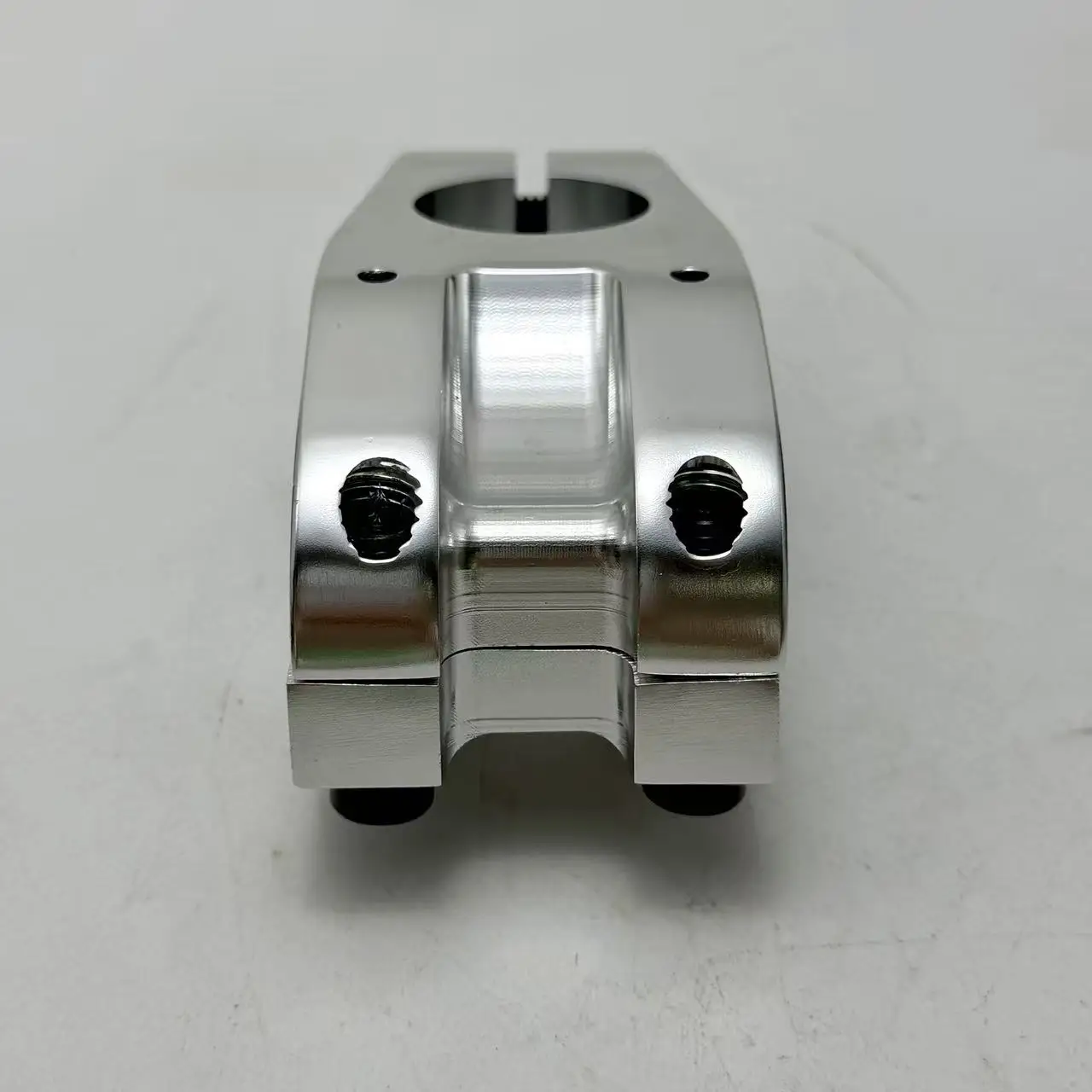 BMX-Lenkervorbau aus 6061 Aluminiumlegierung, 50 mm Reichweite, 22,2 mm Lenkerklemmbereich, 28,6 mm Gabelrohr, 30 mm Einstecktiefe, Fahrrad-BMX-Vorderlenker. – Detail 19