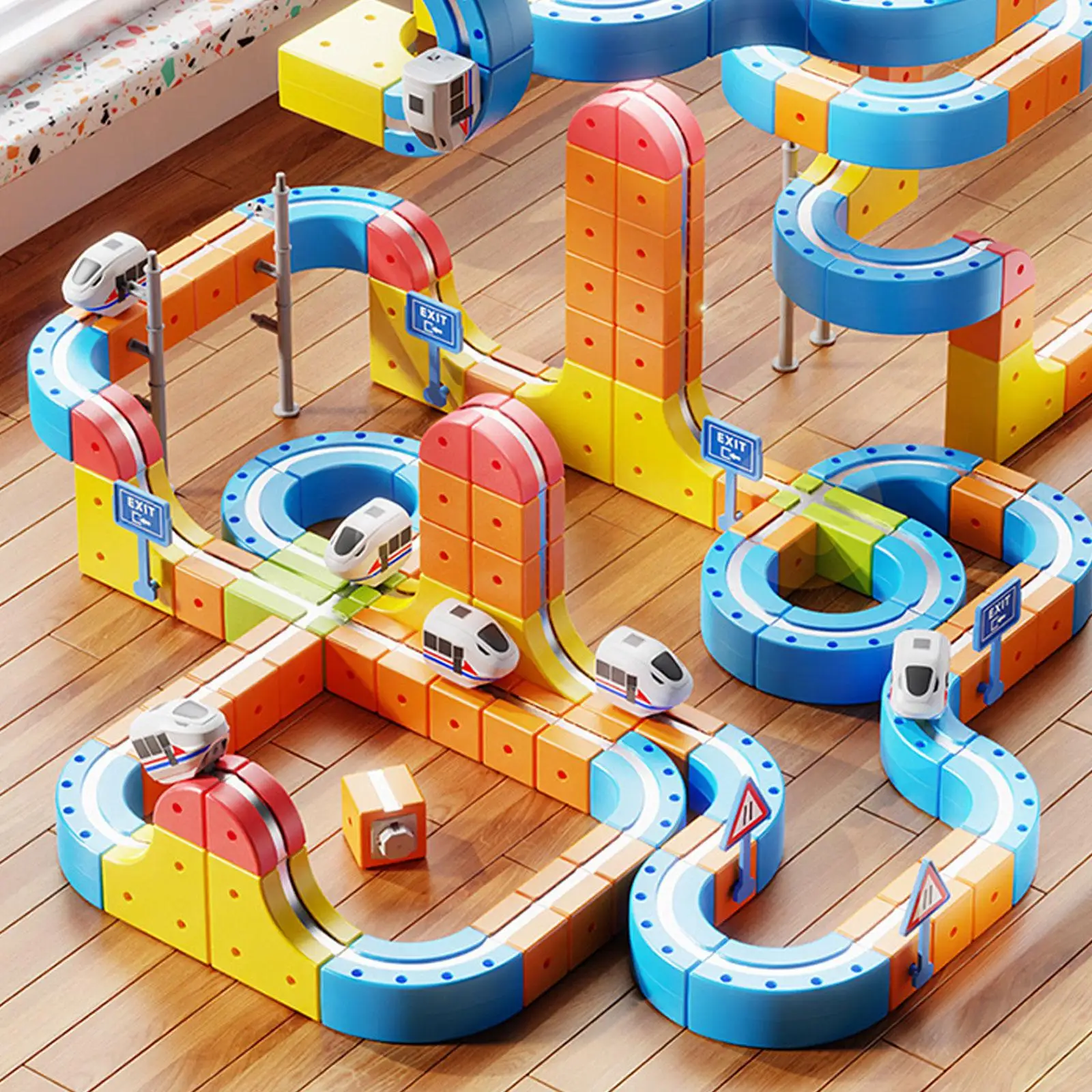 

Electric Trackfusion Train Set Plastic DIY Magnetic Track Cars Toy with Moving Train for Children Party Gifts