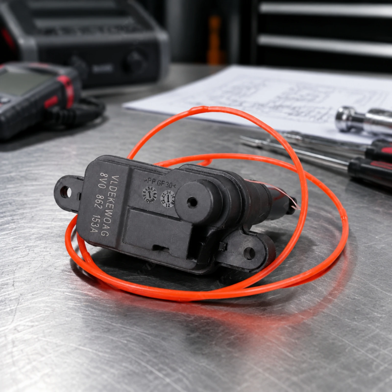 Actuator with Red Pull Cable Easy to Install Fuel-Filler Door Actuator Motor Automotive Component Enhanced Security