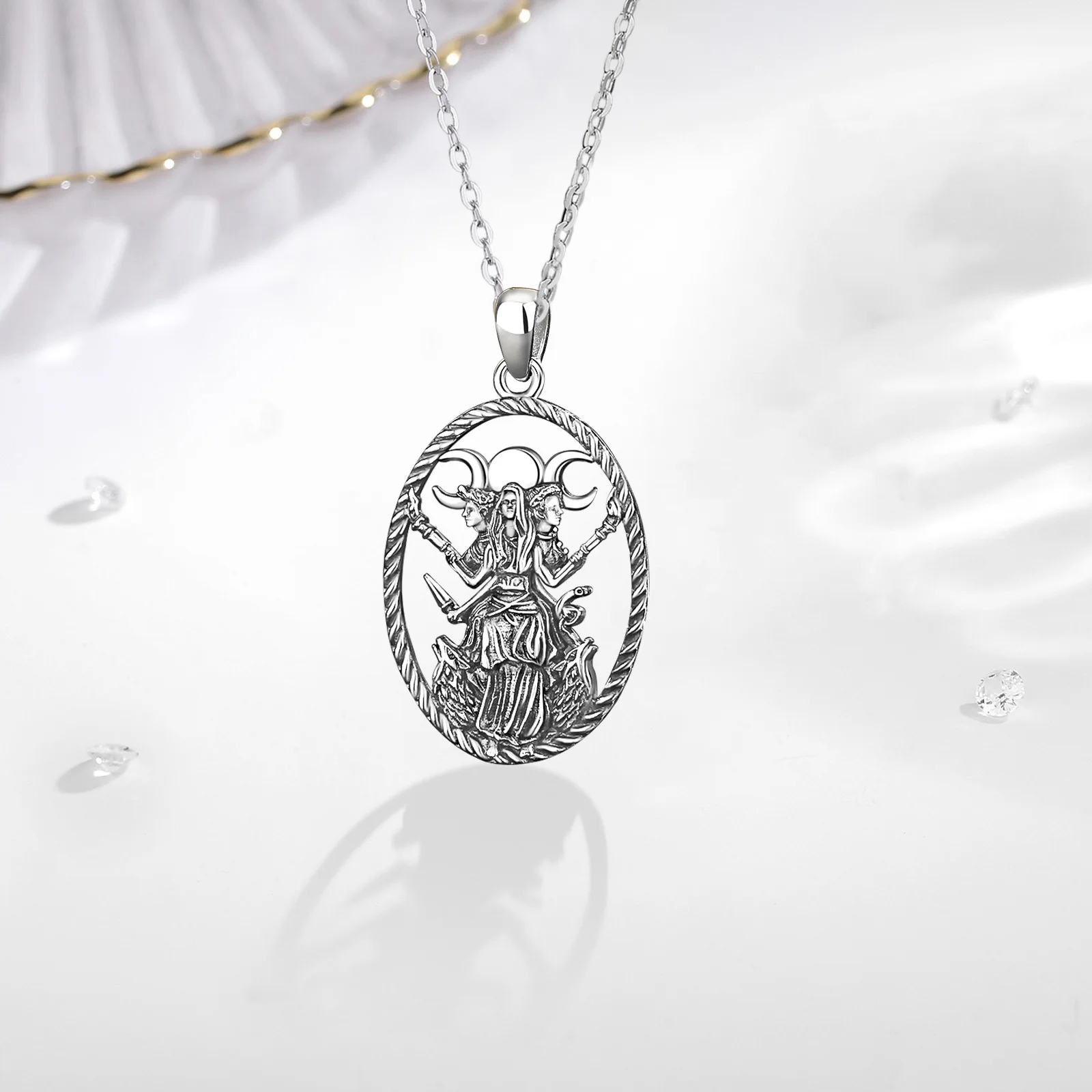 Eudora 925 Sterling Silver Triple Moon Goddess Necklace Dog Hecate Amulet Pendant vintage Triple Goddess Jewelry Personality Gif