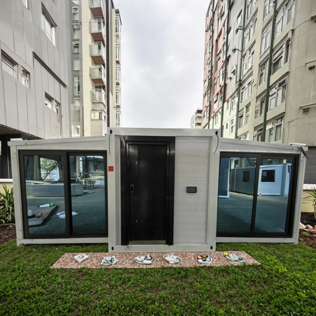 China Supplier 2 Bed Folding Container House Steel Sandwich Panel Easy Assembly 20ft/30ft/40ft Sizes 50-Year Lifespan 5-Year