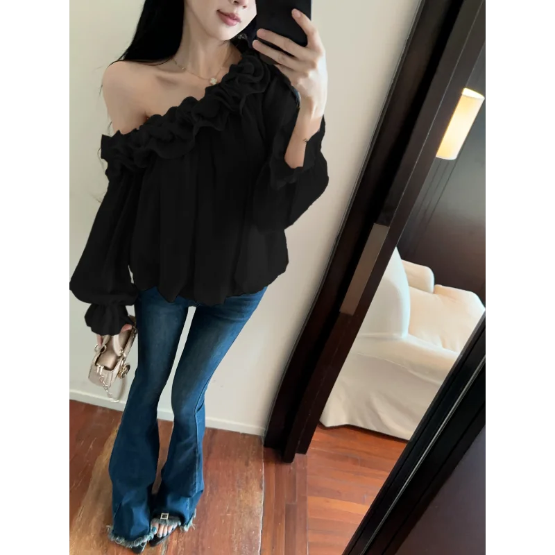 

Sweet One-shoulder Long-sleeved Chiffon Shirt for Women in Autumn New Design Three-dimensional Flower Temperament Top