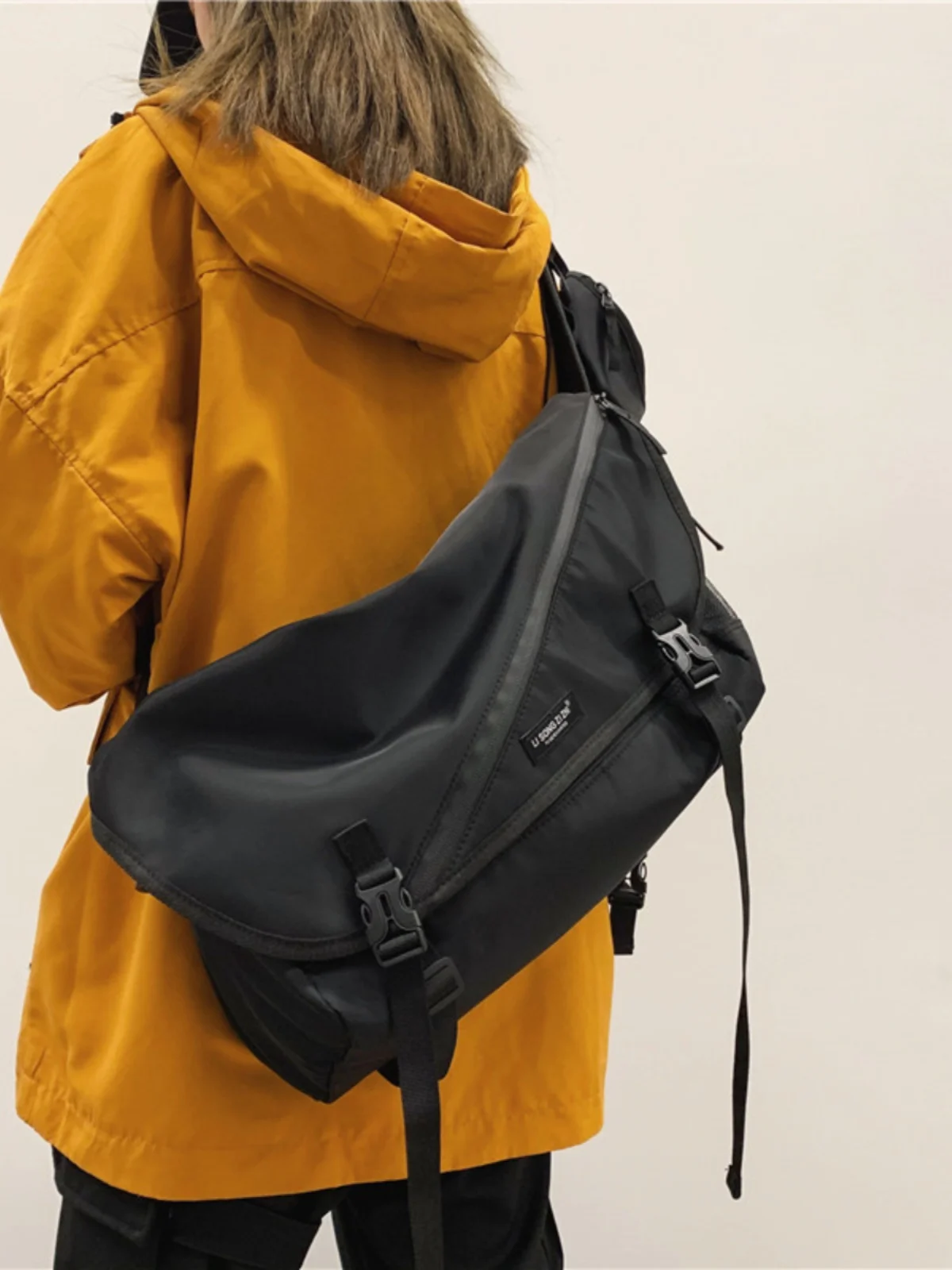 Bolsa mensageiro sex hip hop, bolsa casual crossbody para cico, viagem, tecido ox io, alça de ombro, bolsa qua...