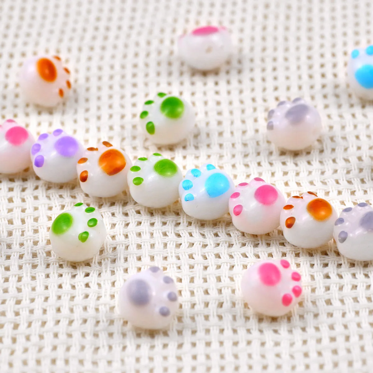 

10pcs/lot Acrylic Cat Paw Beads Two-color DIY Spacer Loose Beads For Jewelry Bracelets Necklace Making DIY Accessories