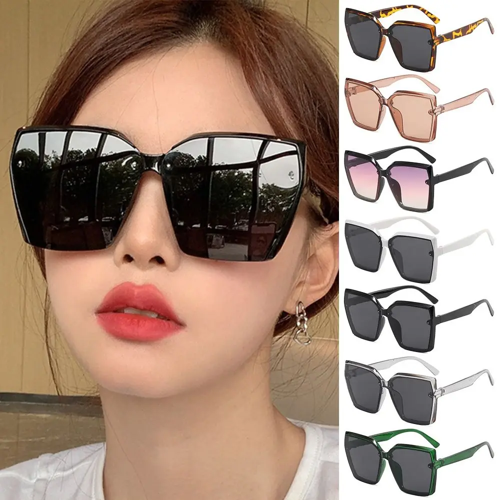 Unisex Large Frame Sunglasses Fashionable UV400 Protection Beach Sunshade Stylish Sunglasses Perfect for Daily and Photography