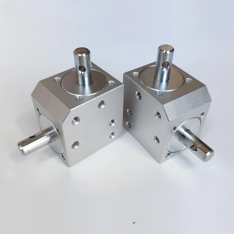 Precision Steering Gear, Small, Right-angle Commutator Below 2000 Rpm, Stable Operation, High Precision and High Strength