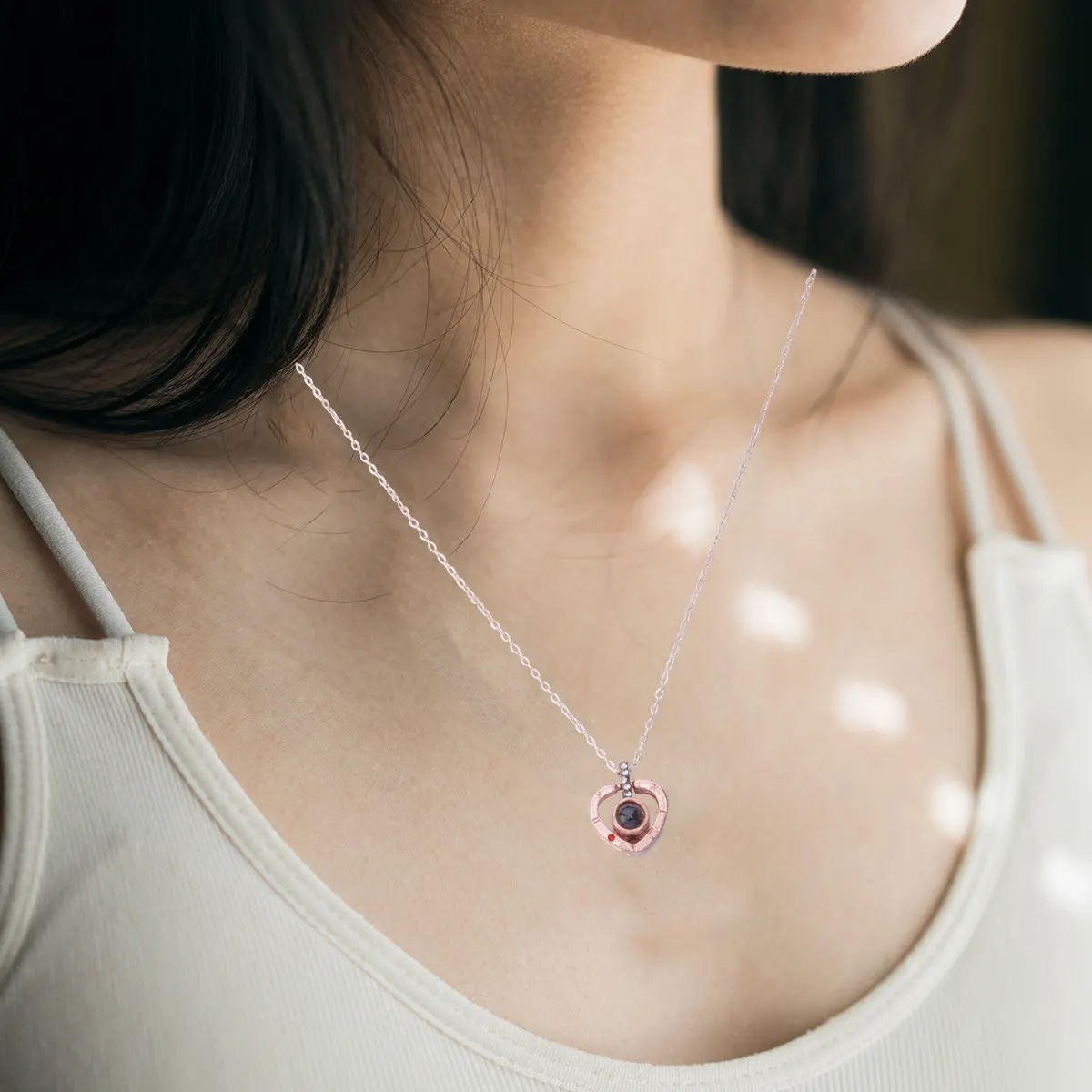 2Pcs Love Projection Necklace Alloy Pendant for Women Fashionable Romantic Clavicle Chain I Love You Gift Jewelry