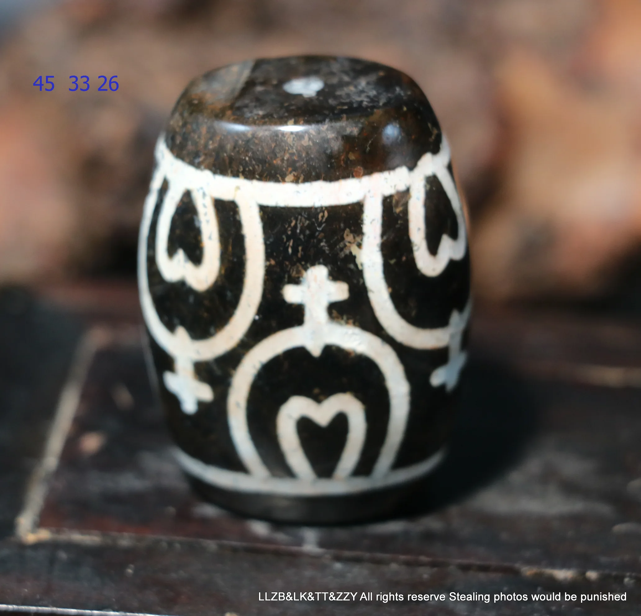 

Energy Tibetan Old Agate Treasure Bottle Large Drum Shape dZi Bead For Display Timestown UPD210825A2