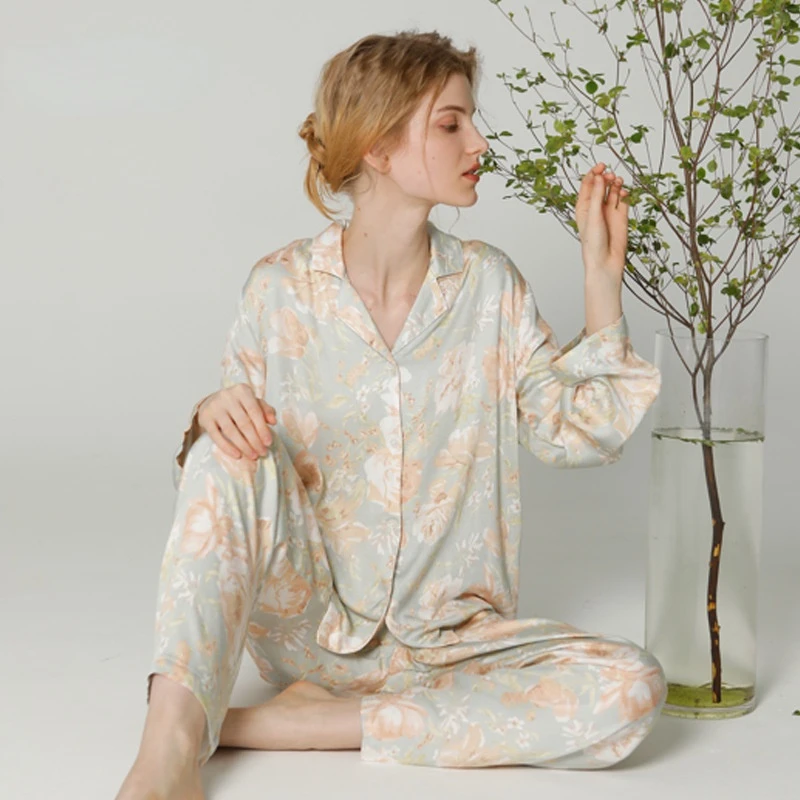 2021 Fresh Green Flowers Pajamas Women Long-sleeved Trouser Suits Viscose Thin Two Piece Set Spring Lapel Sleepwear Home Clothes