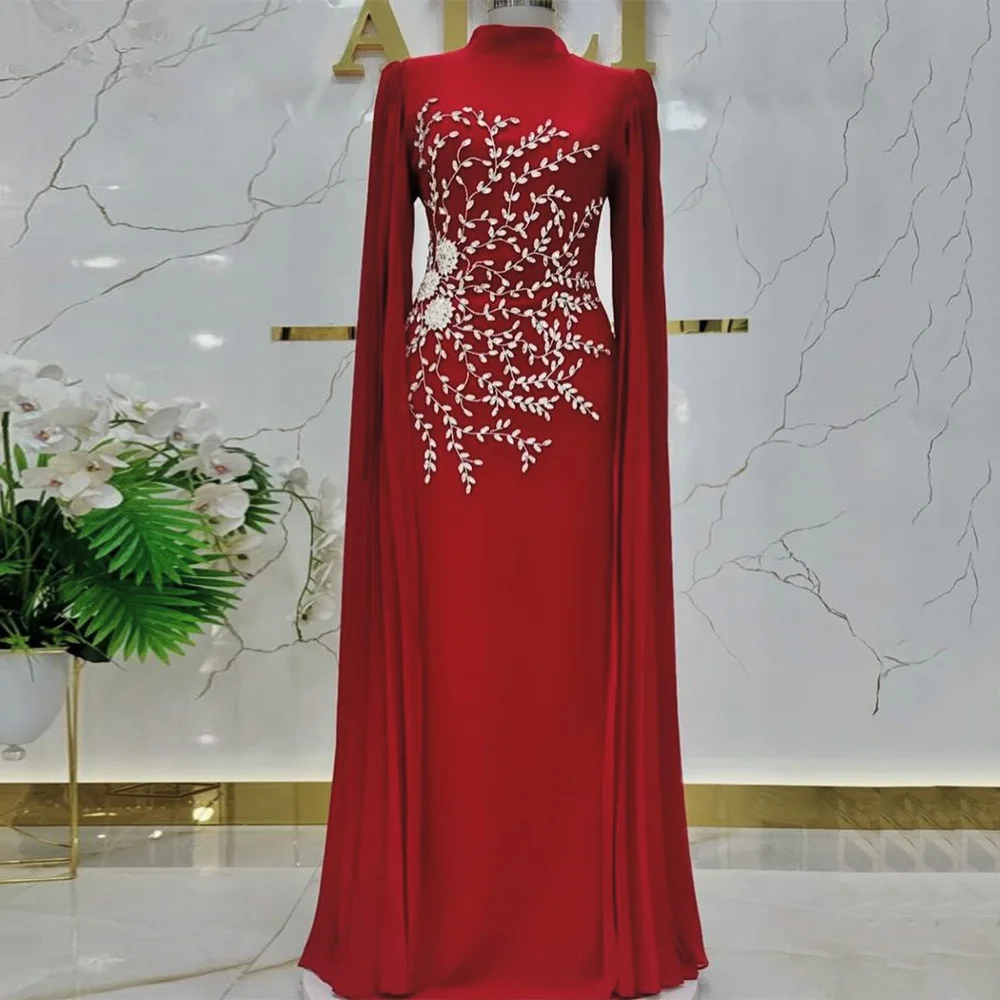 Klasyczna suknia wieczorowa z peleryną, szyta na miarę, długie rękawy, okrągły dekolt, srebrne kryształy, długość do podłogi, skromna arabska suknia na bal maturalny.