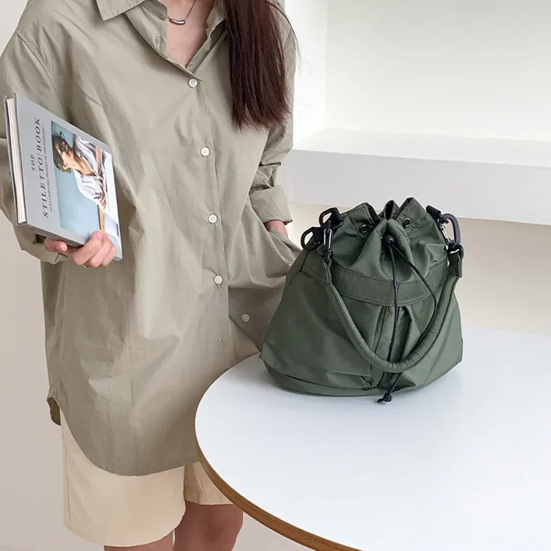 Women Tote Bag Shoulder Bag Nylon Waterproof Large Capacity Handbag Drawstring Crossbody Bag