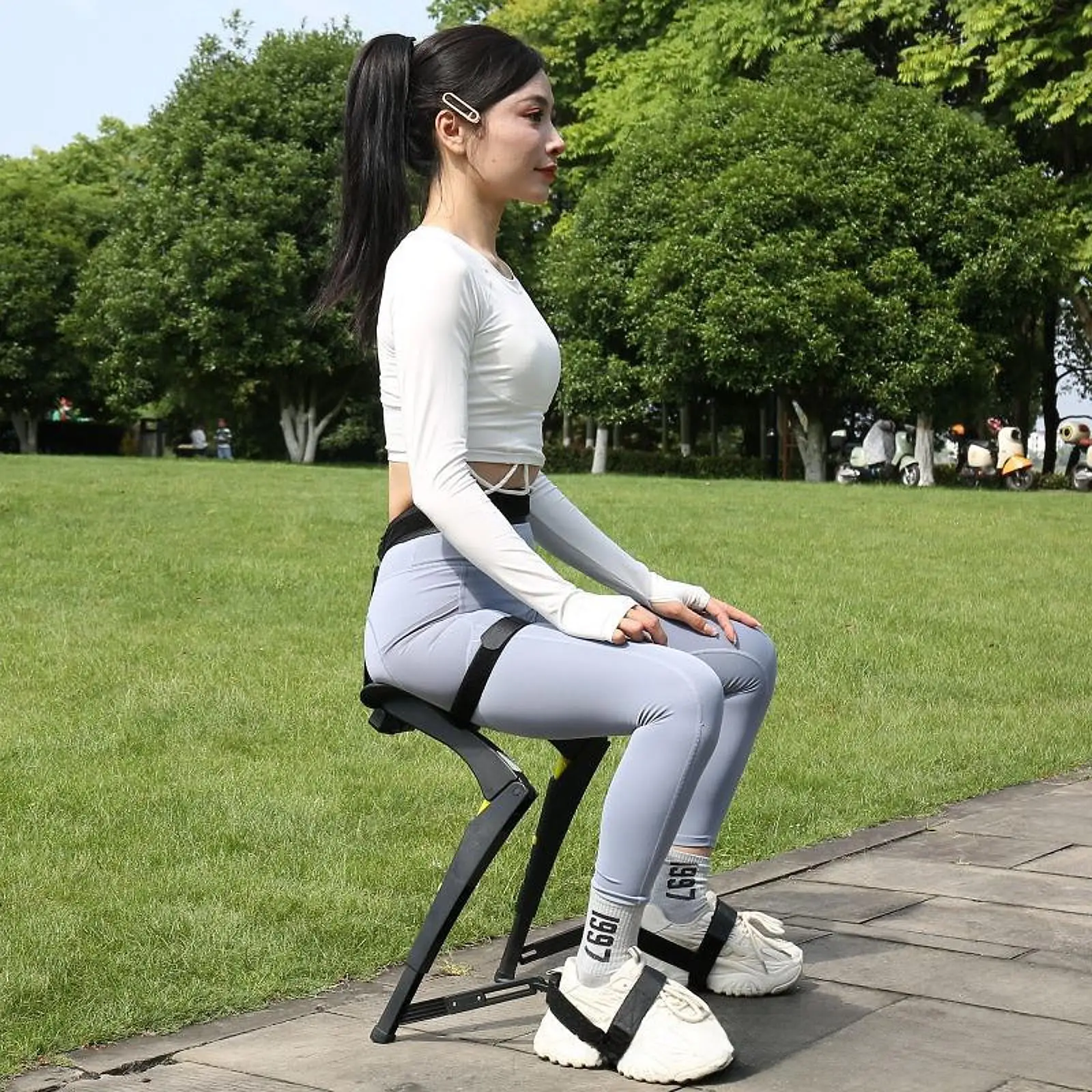 

Folding Wearable Chair Seat Ergonomic Leg Support Stool for Fishing Camping Picnic Bus Metro