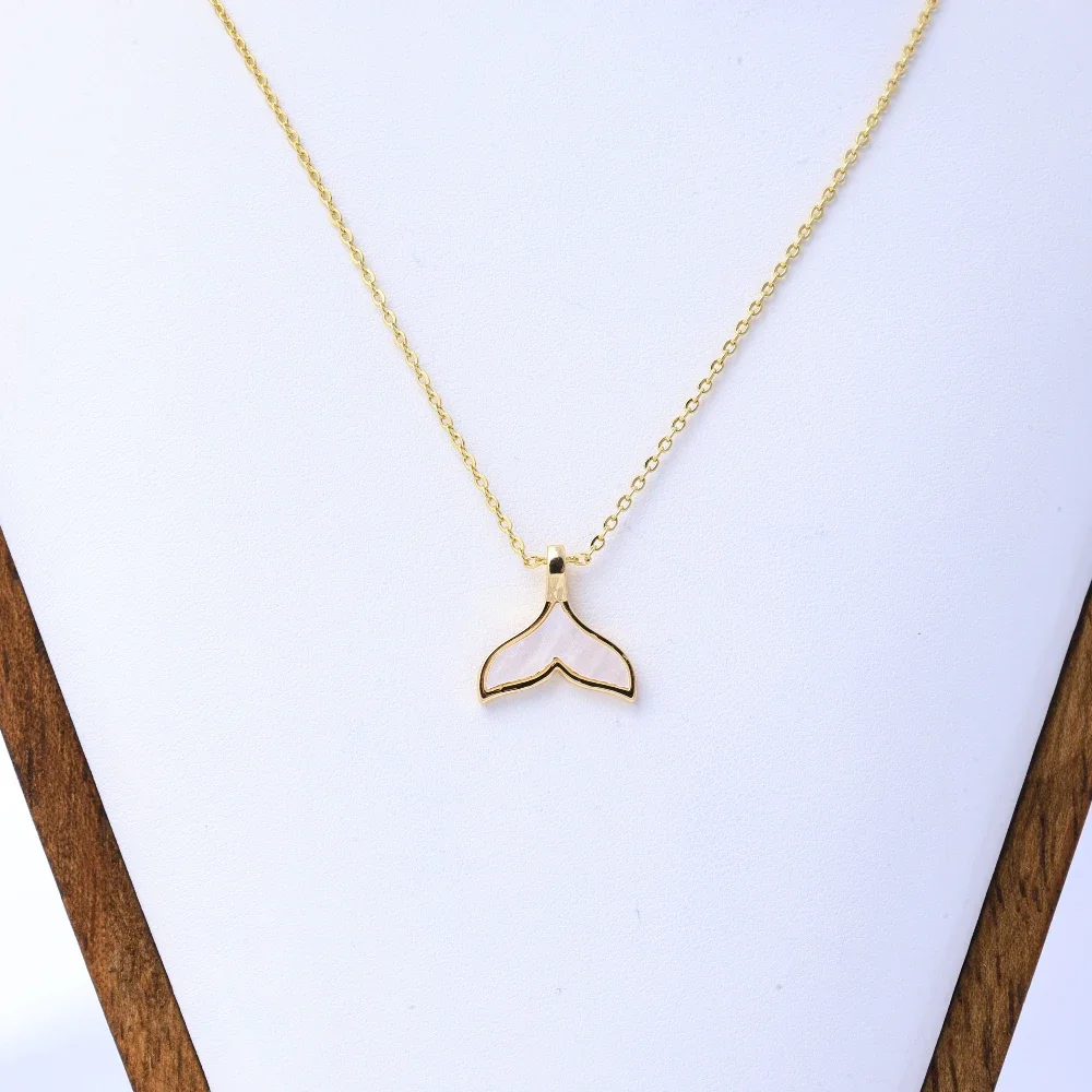 Colar de asas de anjo de aço de titânio-pingente de joias de luxo leve para mulheres, linda corrente de clavícula de decoração, Tita versátil