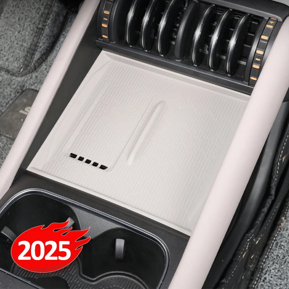 

For 2025 BYD ATTO 3 Yuan Plus Wireless Silicone Pad For Central Control Panel Automotive Modification Product Anti Slip Pad