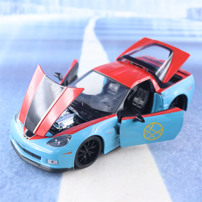 1:24 2006 Chevrolet Corvette Z06 High Simulation Diecast Car Metal Alloy Model Car Children\'s toys collection gifts J349