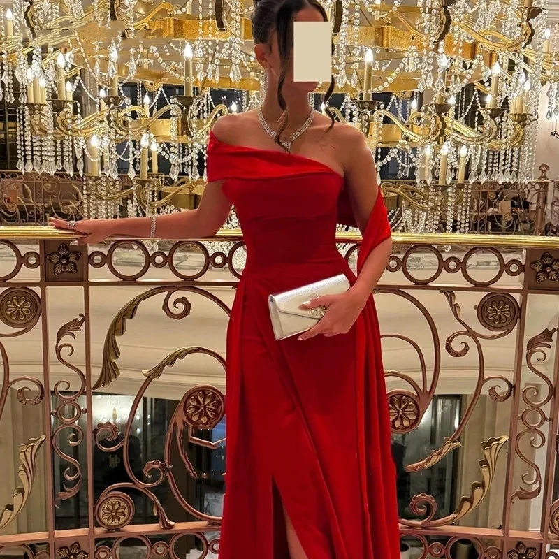 A-Line Red Satin Long Prom Dress Pleated Off The Shoulder Evening Dress High Side Slit Party Dress Gowns Saudi Arabia 2024