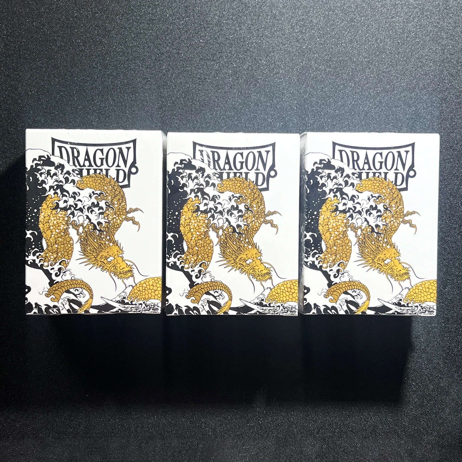 DRAGON SHIELD Exclusive First Edition 