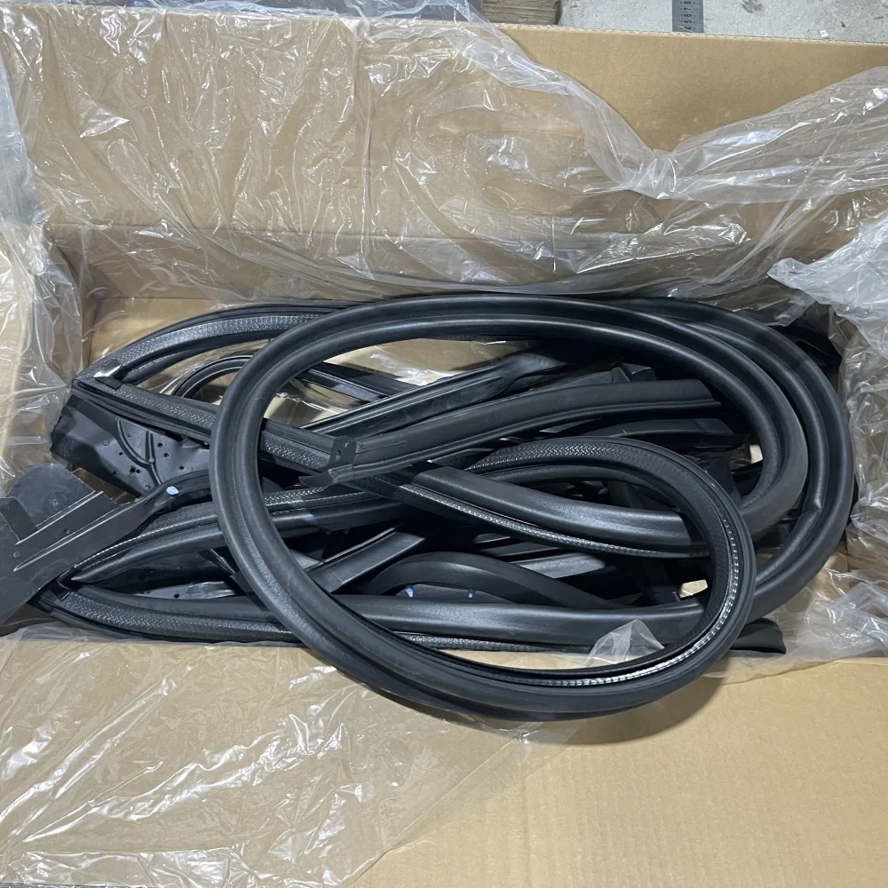 

New sealing strip kit for 1990-1996 Chevrolet Corvette C4 #GM9096GGW ﻿Car accessories