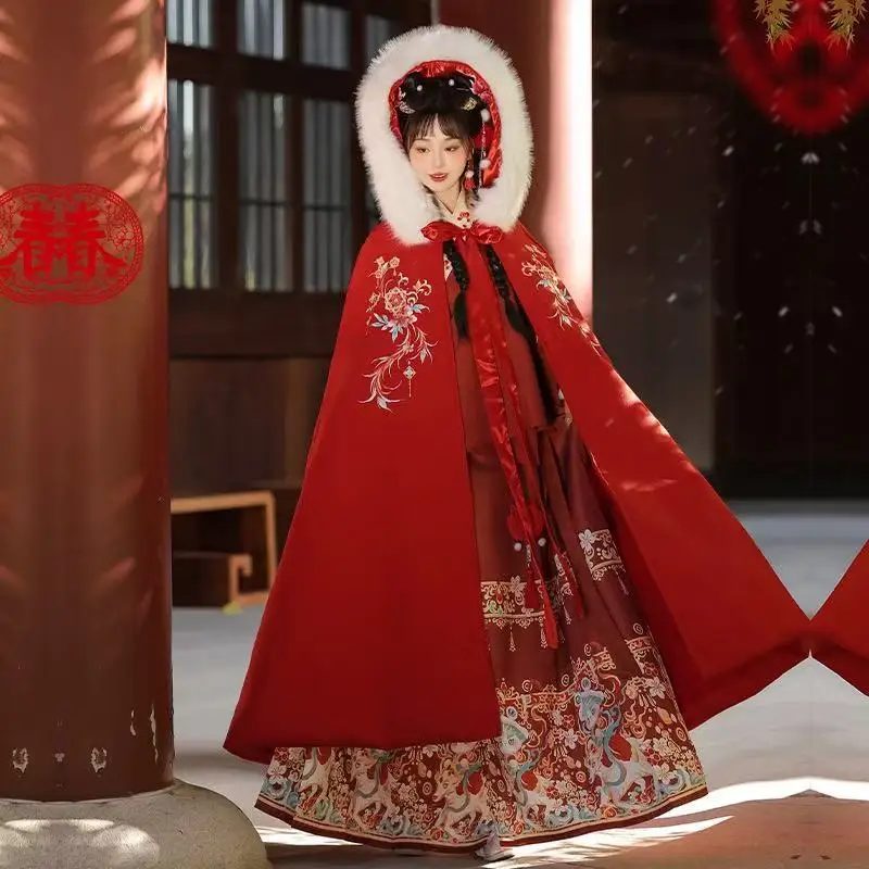 

Winter Thicken Red Hanfu Cloak Women's Traditional Chinese Embroidery Long Robe Vintage Wedding Bride Suits Outer Cape with Hat