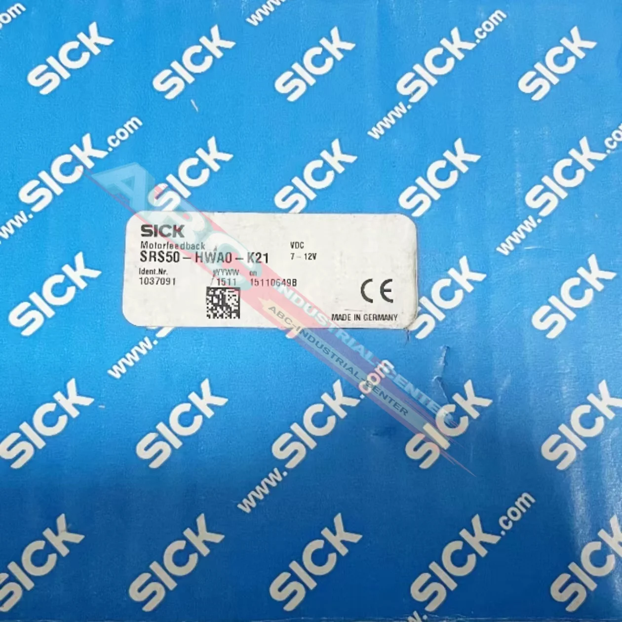 

SRS50-HWA0-K21 1037091 Энкодер обратной связи с сервоприводом, новый