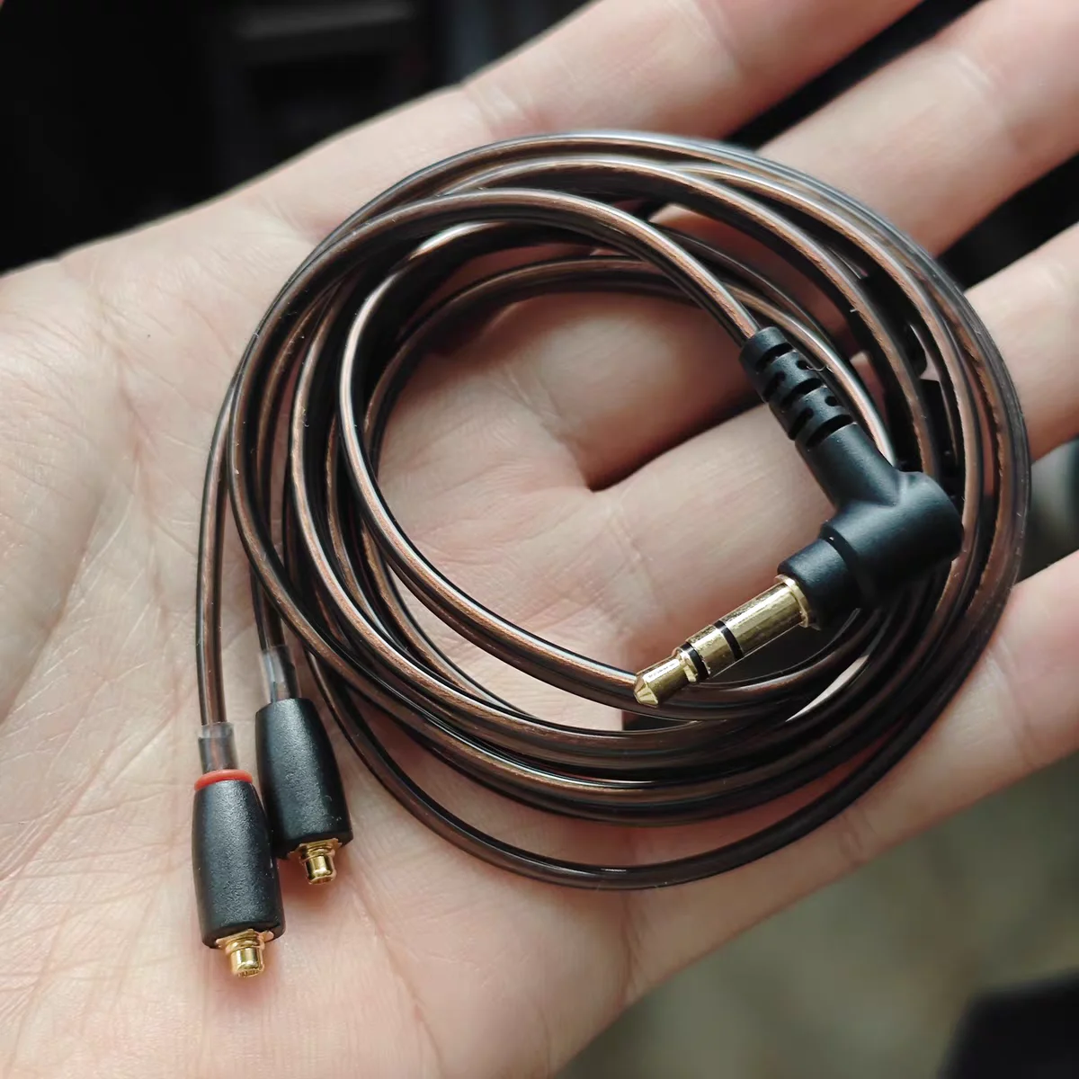 3.5mm To MMCX High-purity OFC Oxygen-free Copper Slightly Expanded MMCX Pin Headphone Cable With Soft Feel Strong And Durable