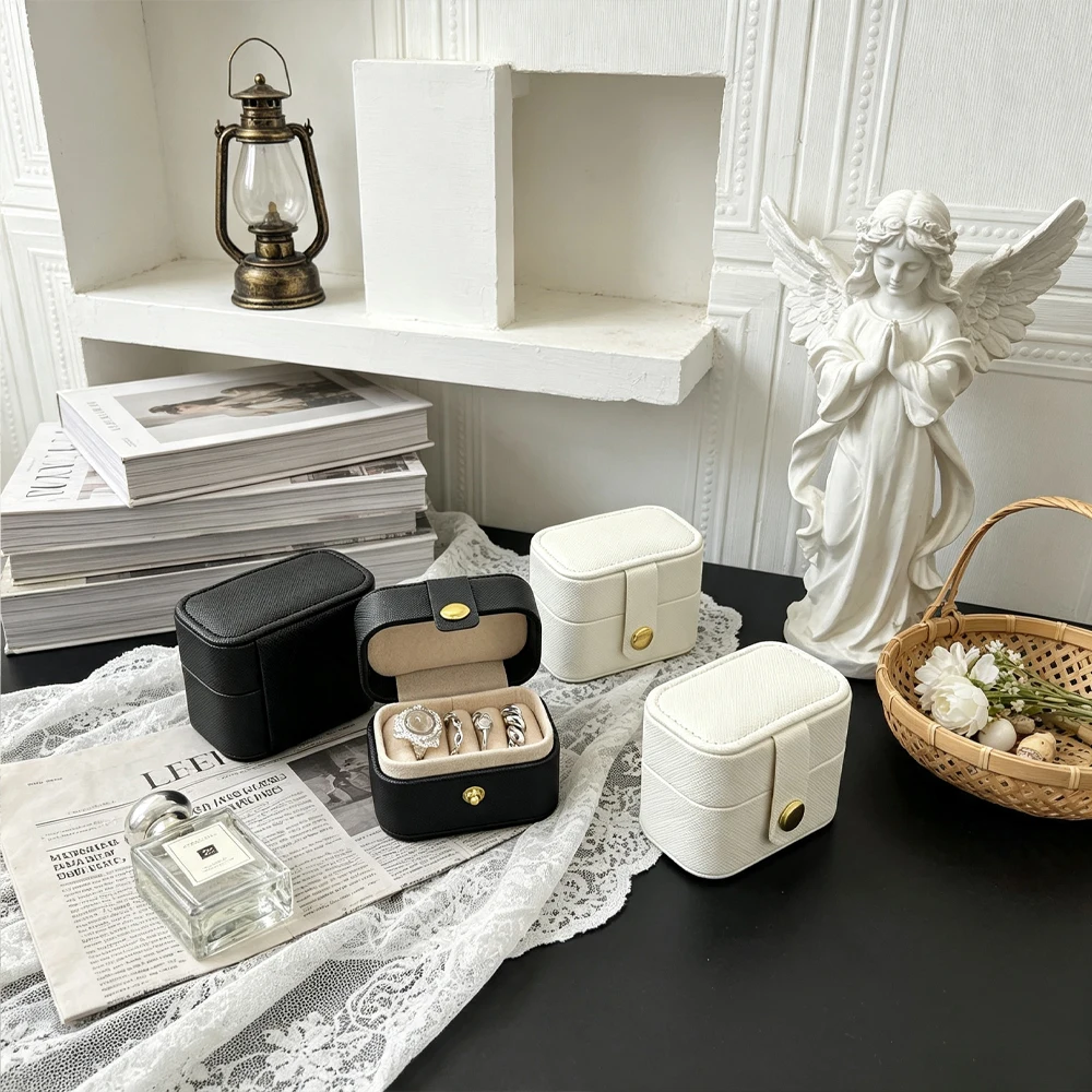 Mini Portable Small Jewelry Storage Bag Travel Simple Leather Ring Necklace Earrings Storage Box Organizer Display Gift Box