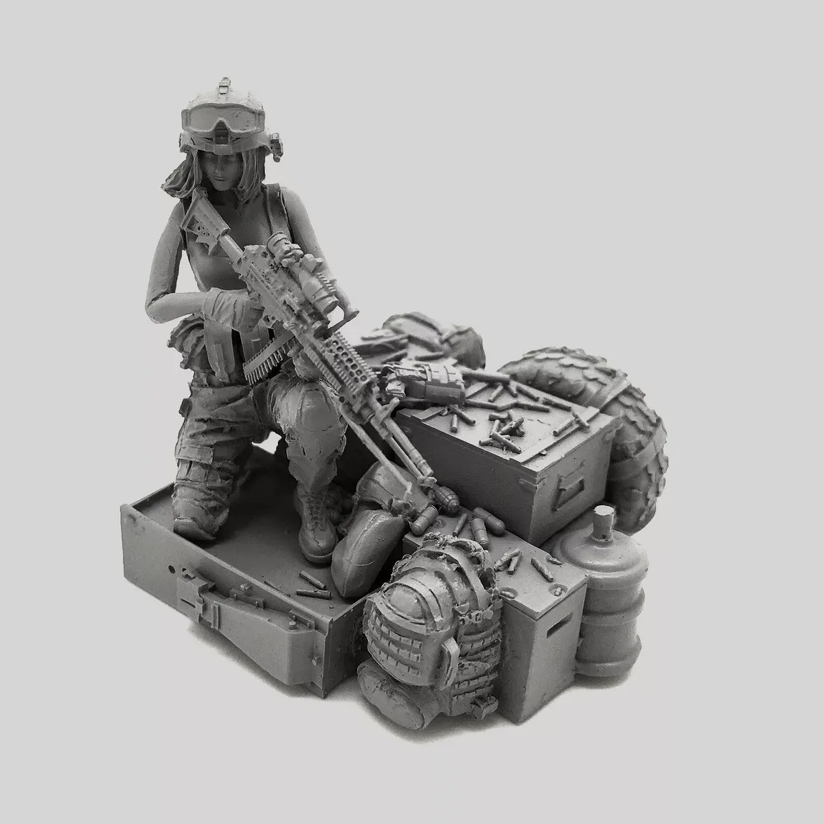 1/35 resin soldier model GK - Modern American female soldier (with pedestal) - Unassembled and unpainted DIY kit - 1210R
