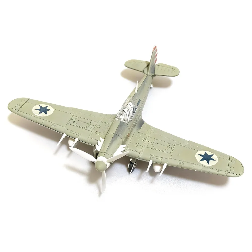 

Модель истребителя в масштабе 1/48: Американский Corsair, пластиковый конструктор, немецкий BF109, модель самолета Hurricane