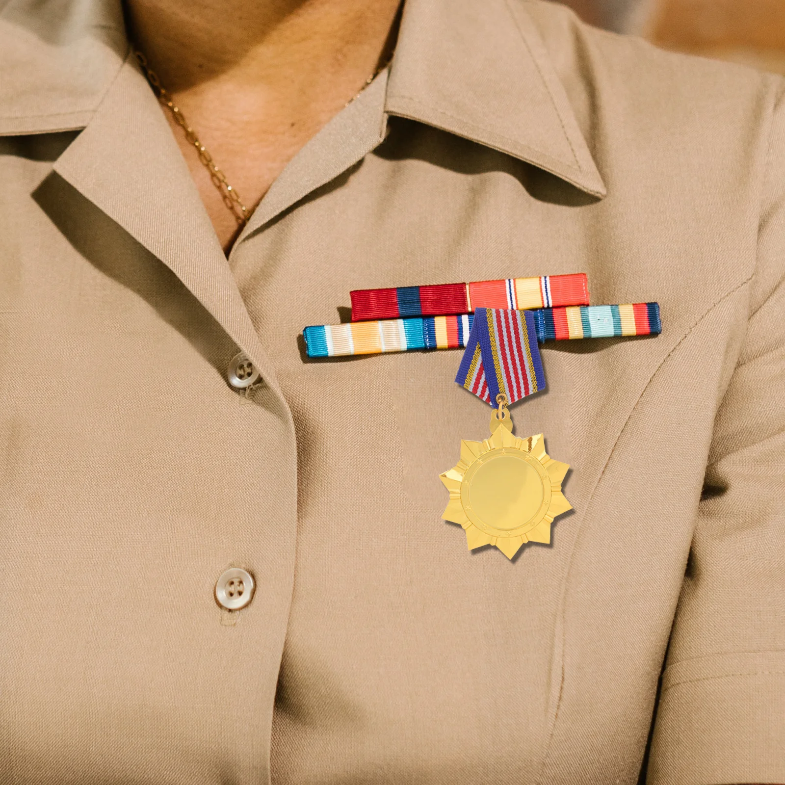 

3pcs Alloy Medal Pins Kids Award Party Prizes Long Lasting Smooth Memorial Brooches For Halloween Christmas Contest Novelty