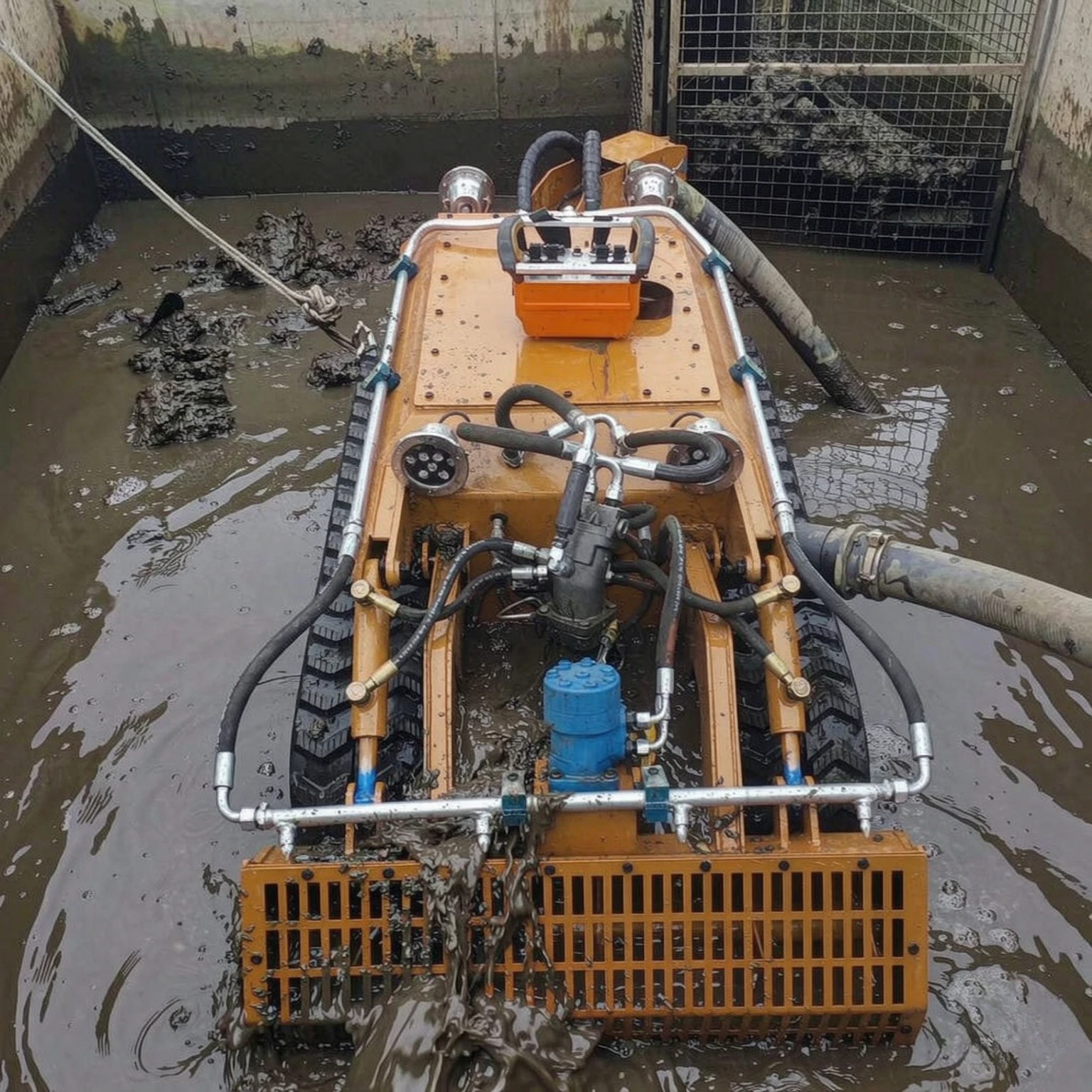 Factory Price Remote Control Dredging Machine Lake River Pond Dredging Machine Underwater Cleaning Machine