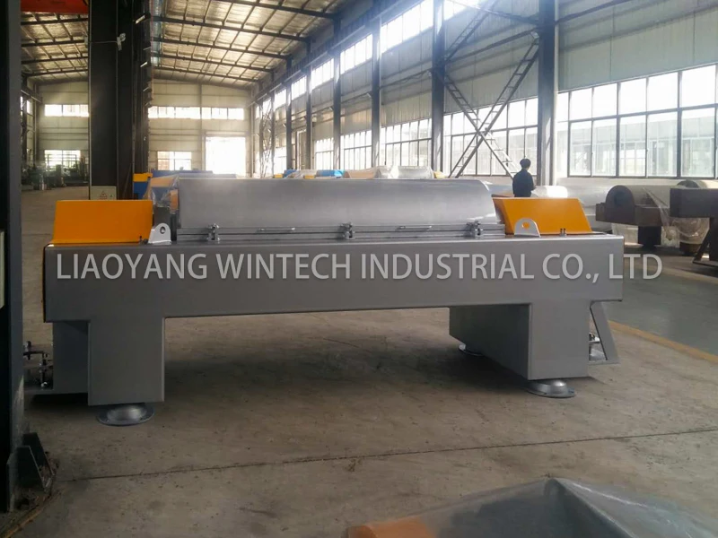 Centrifuga decanter per macchina per la disidratazione dei fanghi a spirale continua orizzontale a prezzo di fabbrica WL-550