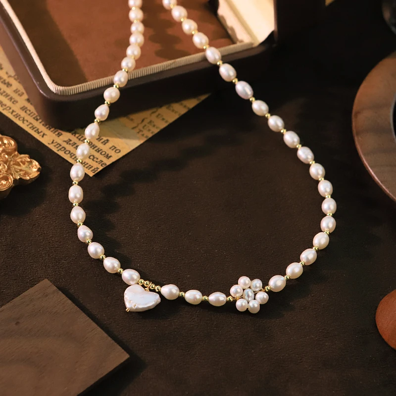 

Natural Freshwater Pearl Heart Flower Pendant Necklace for Wedding Bridal Engagement White Pearl Necklace Korean Style Jewelry