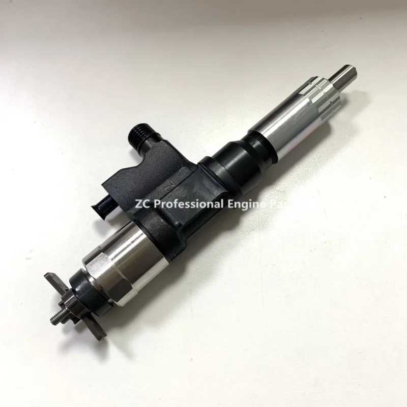 8-98160061-3 8981600613 095000-8933 Remanufactured fuel injector assembly for Isuzu 4HK1 700P Euro 4 engine parts