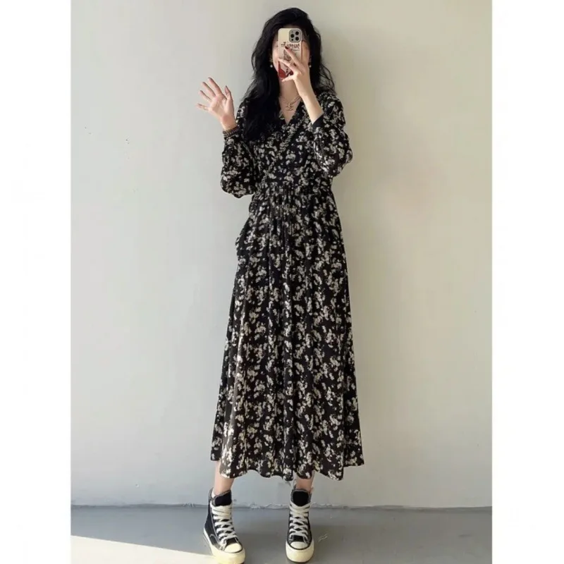 Elegante vestido Midi Vintage con cuello en V para mujer, mangas abullonadas, estampado, manga larga, ceñido al cuerpo, vestidos de noche de graduación, Corea, negro, primavera 2024