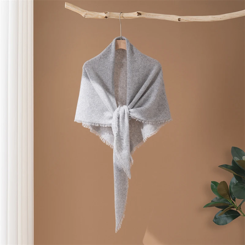 Ciepły, modny szal trójkątny z frędzlami, 100% wysokiej jakości kaszmir, nowość na jesień/zimę, zapewnia ciepło i chroni przed zimnem, do użytku na zewnątrz.