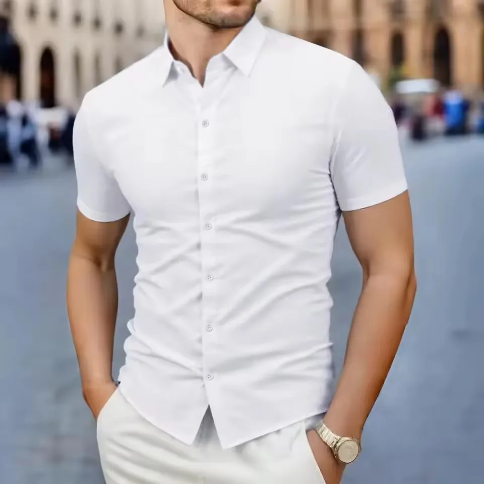 Nouvelle chemise décontractée pour homme, couleur unie, manches courtes, pour l'été, sans repassage, confortable et polyvalente, blanche, douce