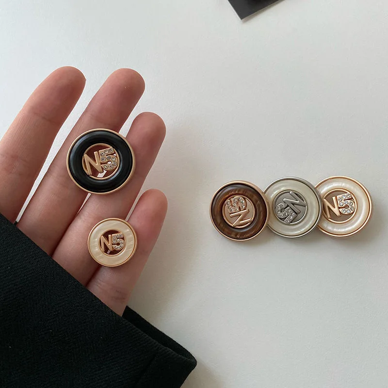 6Pcs N5 Button Luxu…