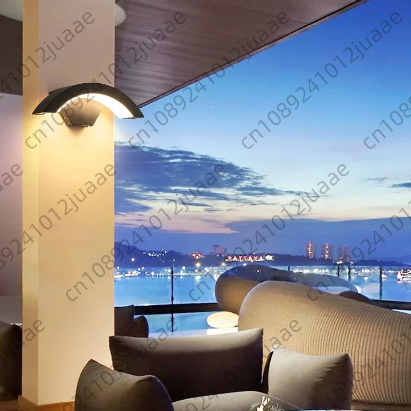 

Наружный светодиодный настенный светильник, водонепроницаемый изогнутый настенный светильник для крыльца 18 Вт, 15 Вт, 12 Вт, теплое/белое освещение, для сада и двора