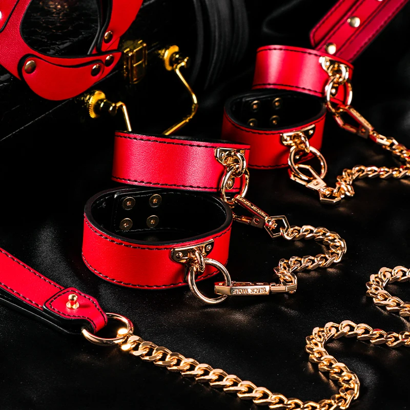 Red Genuine Leather Bondage Set BDSM Sex Toys Kits Restraint Handcuffs Collar Gag Whip Erotic Products Women Couples Adult Games