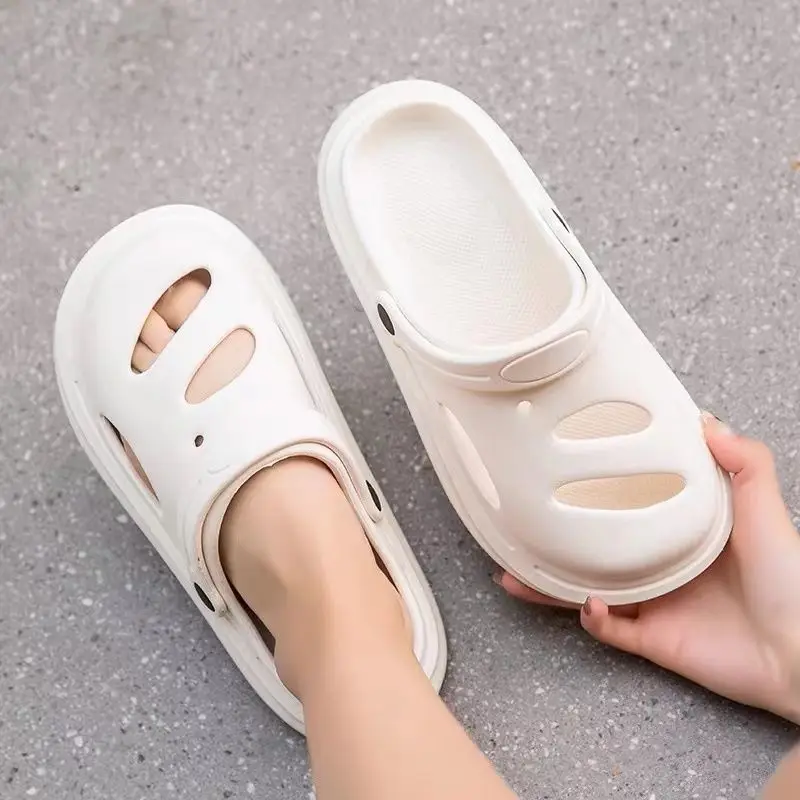 free shipping Summer beach sand fashion new personality men\'s slidder sandal outdoor slippers man shoes