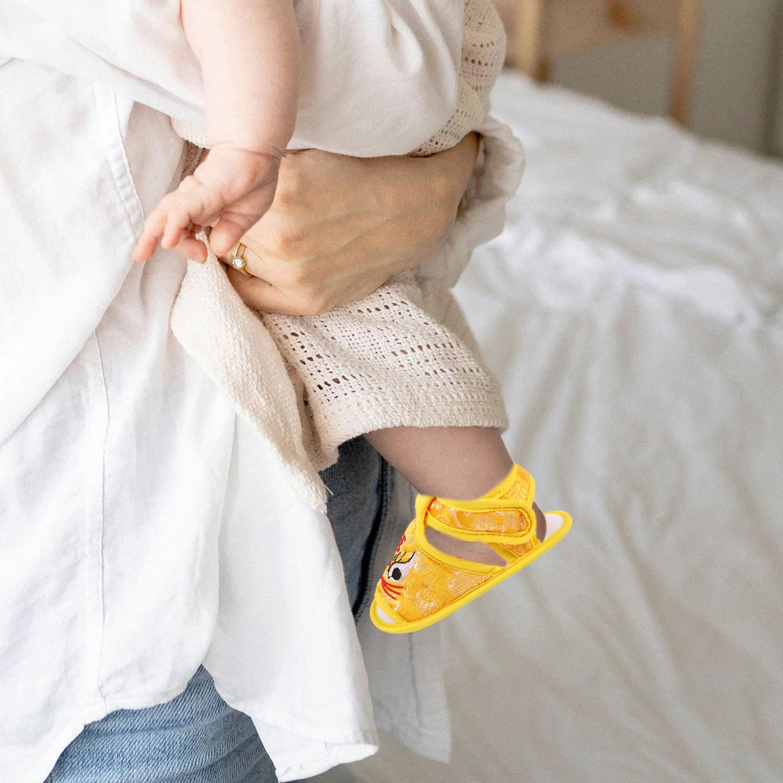 

12pcs 1 Pair Infant Toddler Newborn Shoes Size 13 Chinese New Year Tiger Head Soft Silk Breathable Baby Walking Shoes Girls