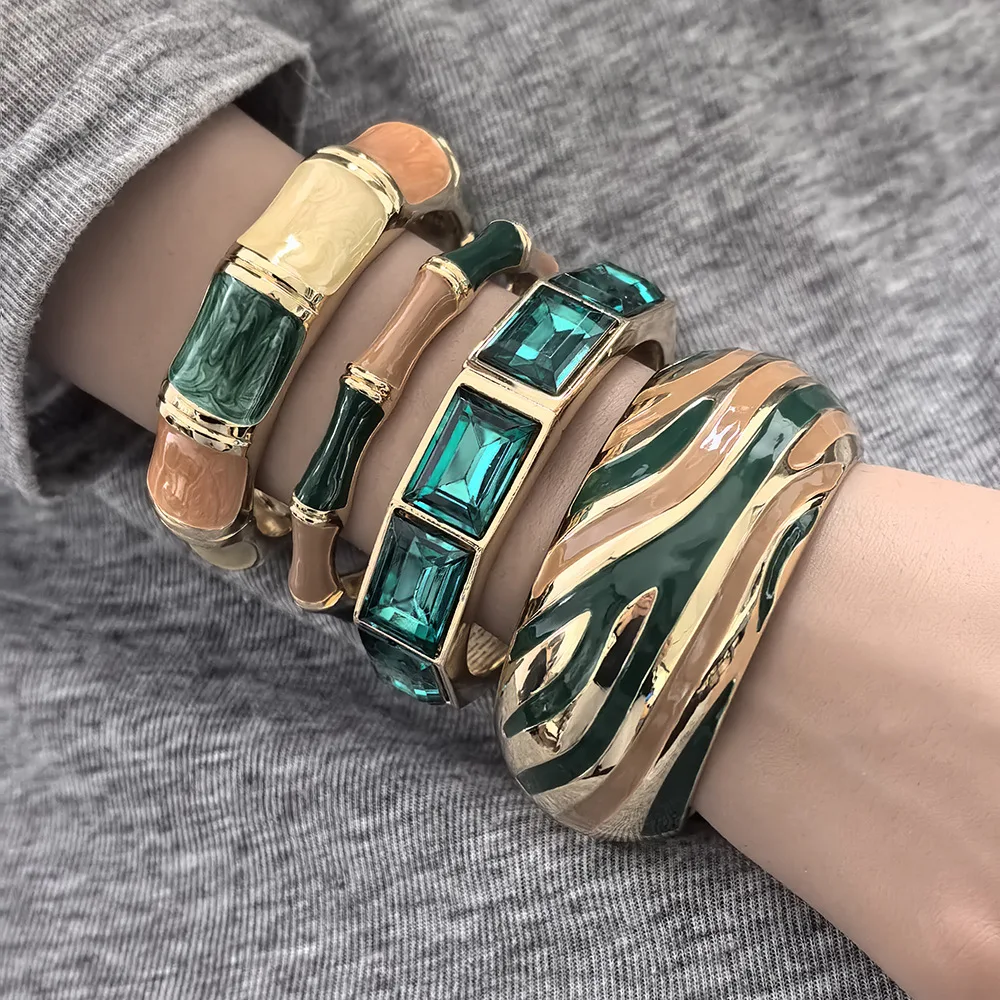 Minimalist Green Zinc Alloy Enamaled Bangles Geometric Irregular Wide Cuff Open Bangle Bracelets For Women Men Pulseras Jewelry